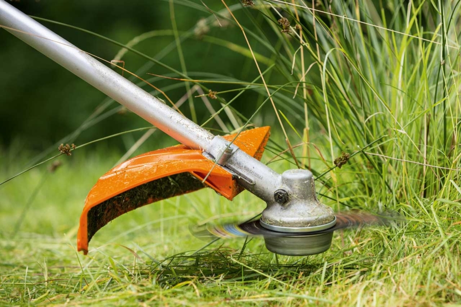 Sensen & Freischneider » Garten und Kommunaltechnik DREIER GmbH